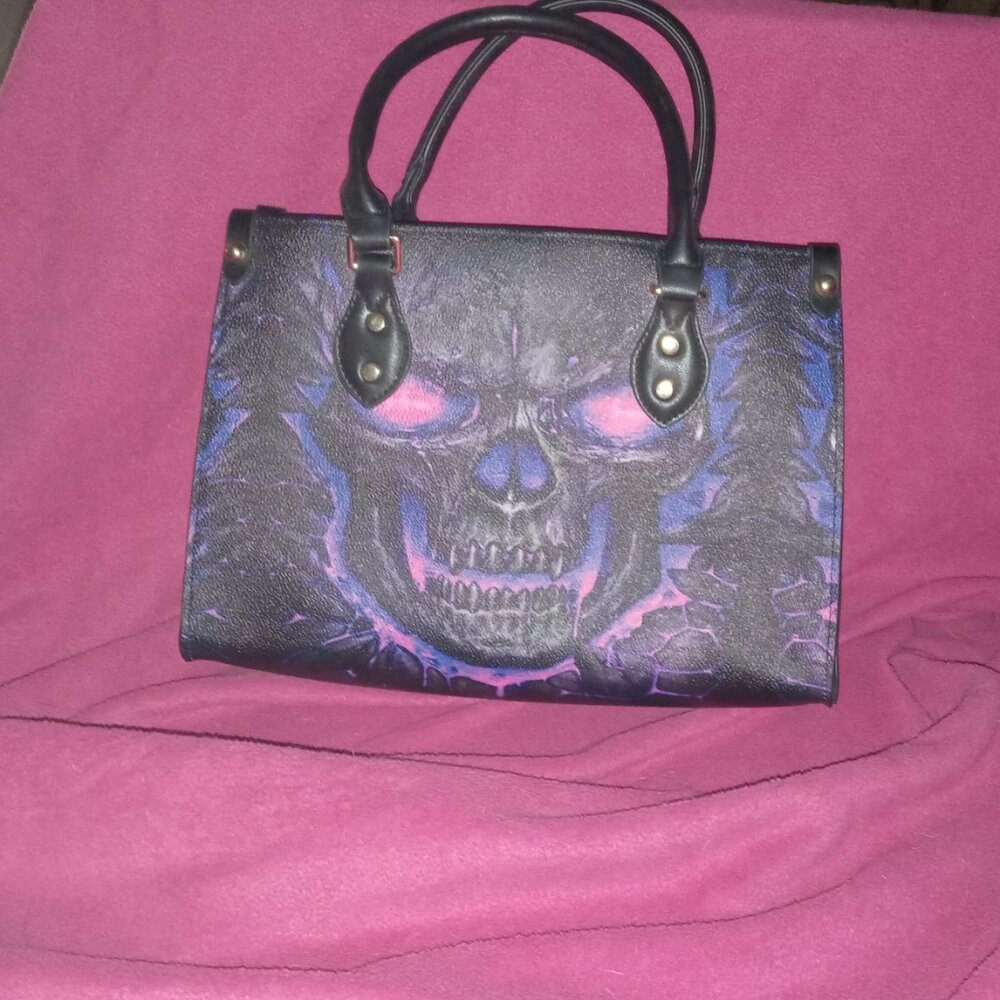 Just Love Skulls Shoulder Handbag